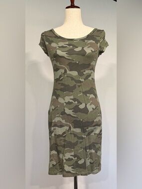 Old Navy Camo Tee Shirt Dress